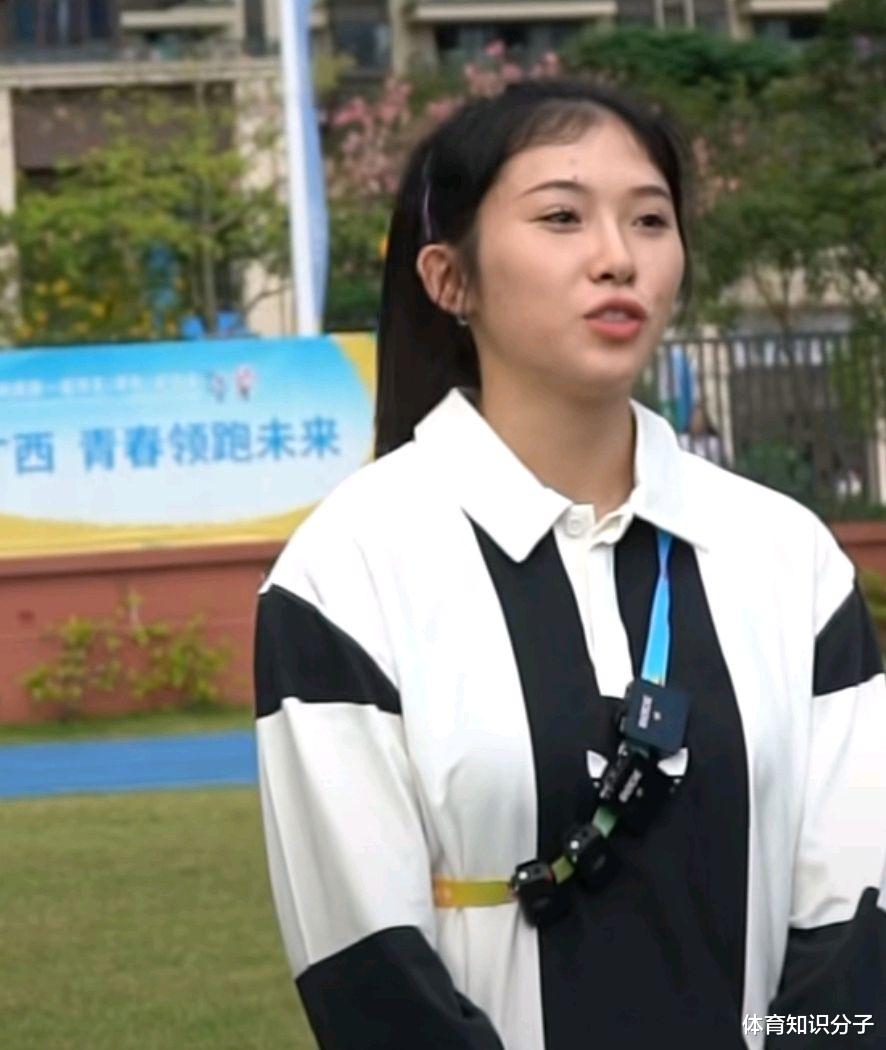 把自己比肩苏炳添？吴艳妮又爆出争议言论，网友：你啥水平没数吗