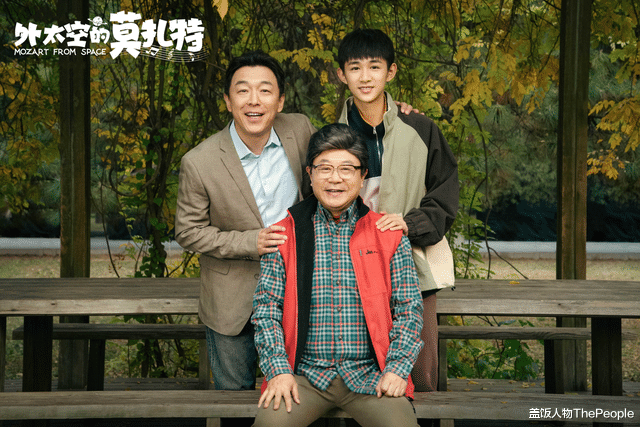 黄渤|新电影被雪藏5年,黄渤新剧播出差评如潮,将成下一个烂片王?