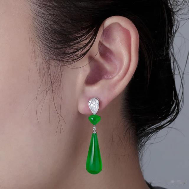 翡翠|2020香港春拍,苏富比、佳士得等屡创佳绩,藏家收藏热情有增无减