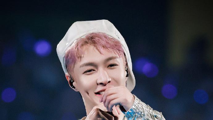 长得玉树临风，却输在“个子矮”上，这几位男星的身高太不懂事了