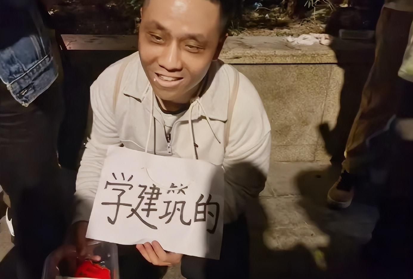 看了中国万圣节,瞬间对老外的失去兴趣,这是人能想出来的造型?