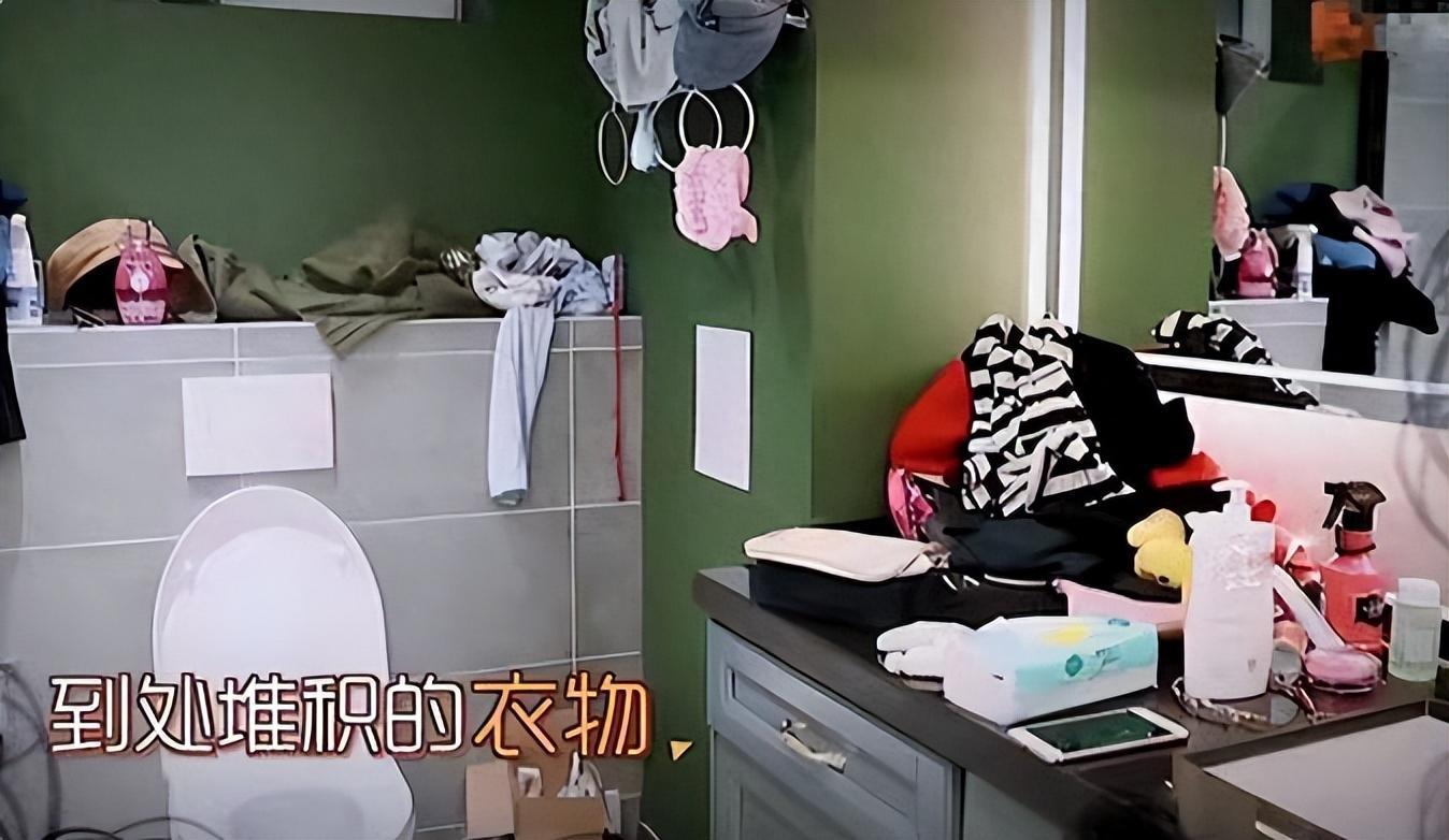 不洗内衣秋裤包浆，表面光鲜亮丽的明星，私下却都这么邋遢！