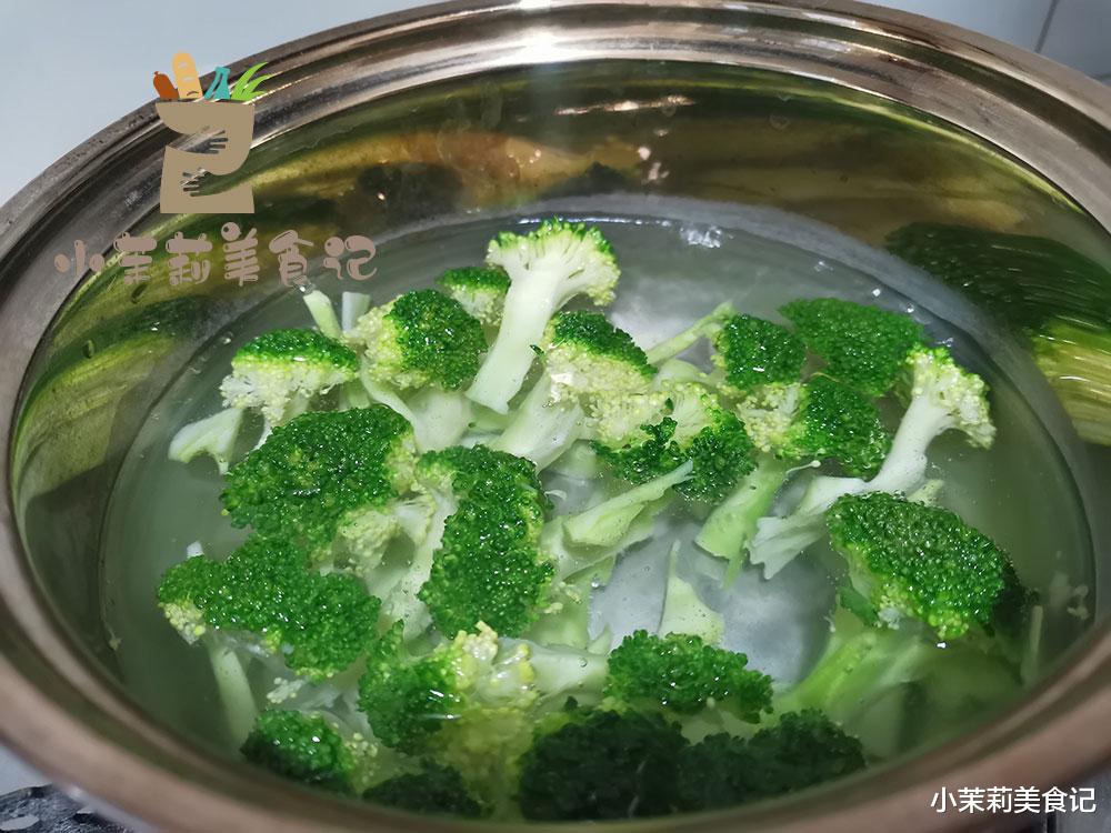 谷氨酸钠|“升糖猛将”被揪出,并非甜食,提醒:不想做小糖人,2物趁早戒