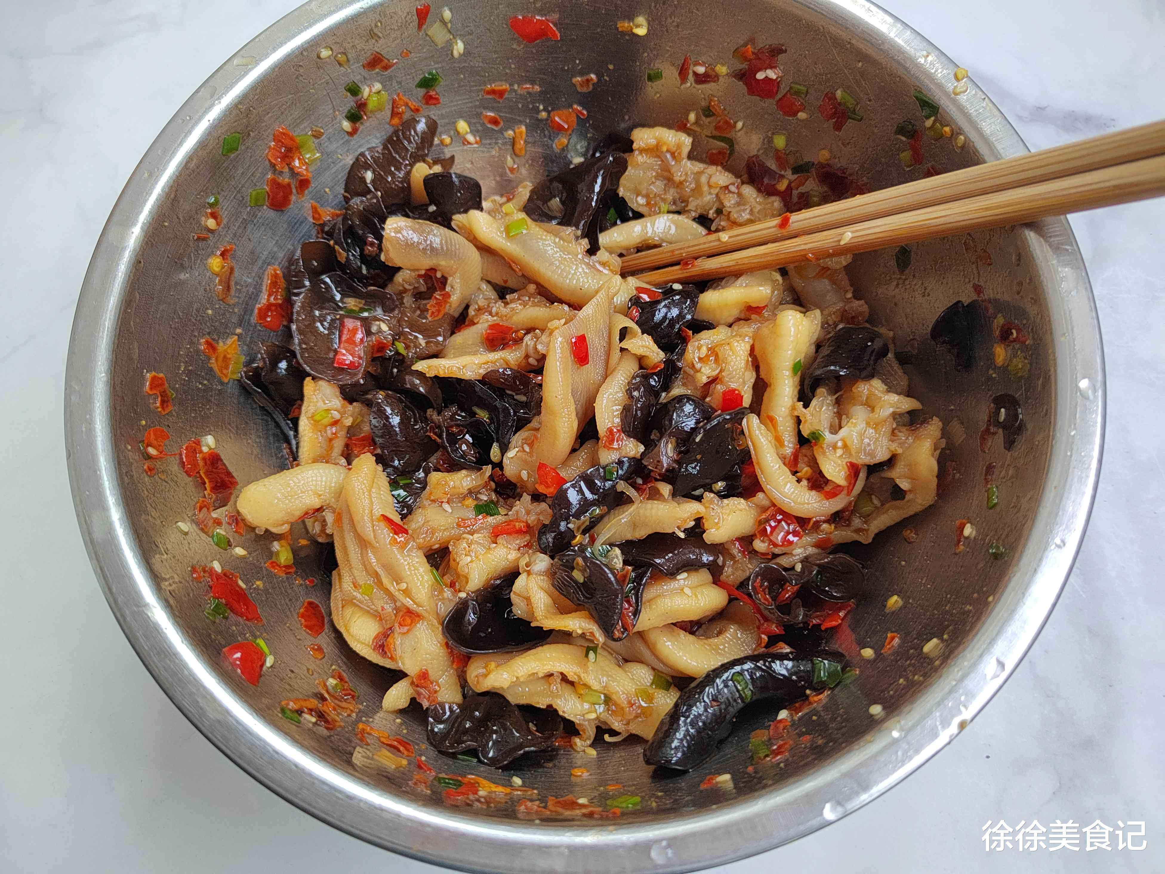 食材|老得慢的女人,多半都爱吃8种食物,补充胶原蛋白,50岁都不显老