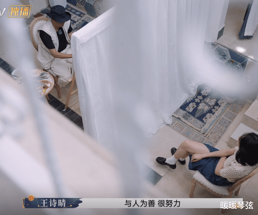 43岁纪焕博没有孩子,害怕变老焦虑,感叹:妻子年轻漂亮像张曼玉