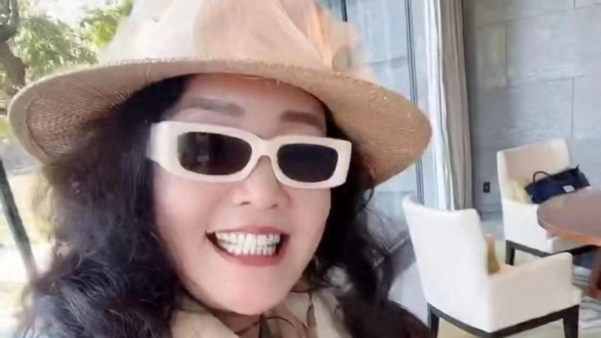 张兰爆出3个瓜：大S被曝拒给孩子办台胞证，带汪小菲与富婆聚会