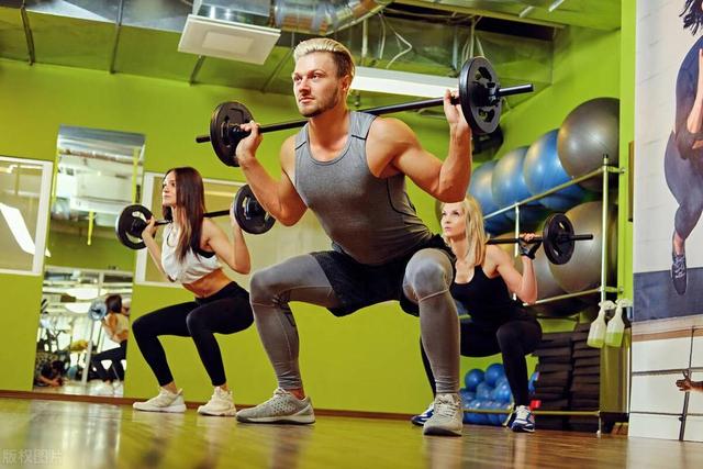 减肥的人,为什么要多做撸铁训练?