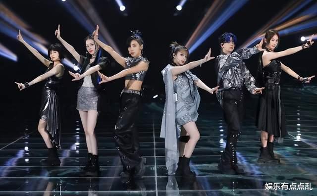 《浪姐4》陈嘉桦Ella为何能C位成团? 贾静雯的评价一语中的