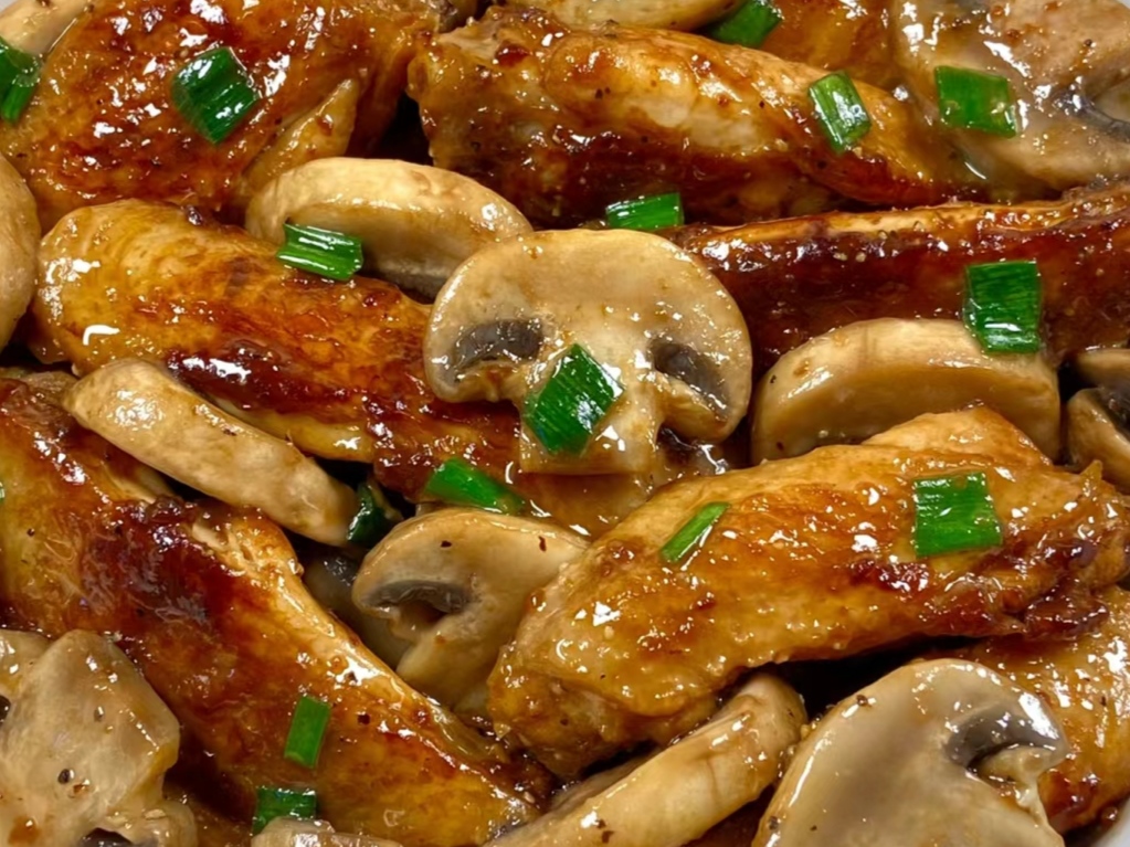 食盐|新年将至，建议大家别太节省，家宴准备八道硬菜，营养搭配氛围足