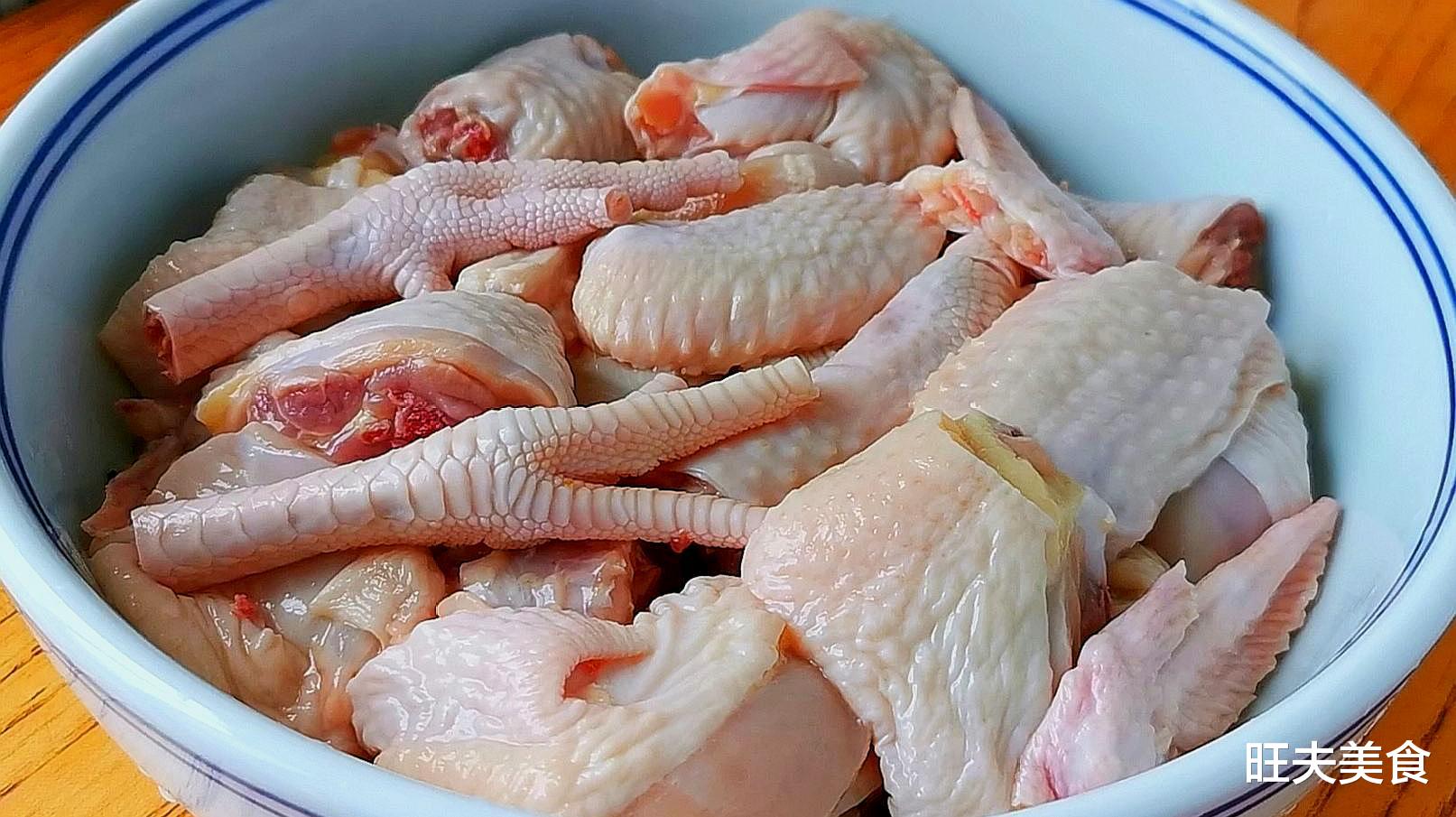 鸡胸肉|冬季进补，吃牛羊肉不如吃它，低脂高蛋白，鲜美又营养，别不懂吃