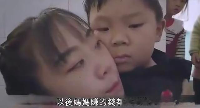 95后女卡车司机:15岁因6000元被卖,两婚两离后被奥斯卡导演选中