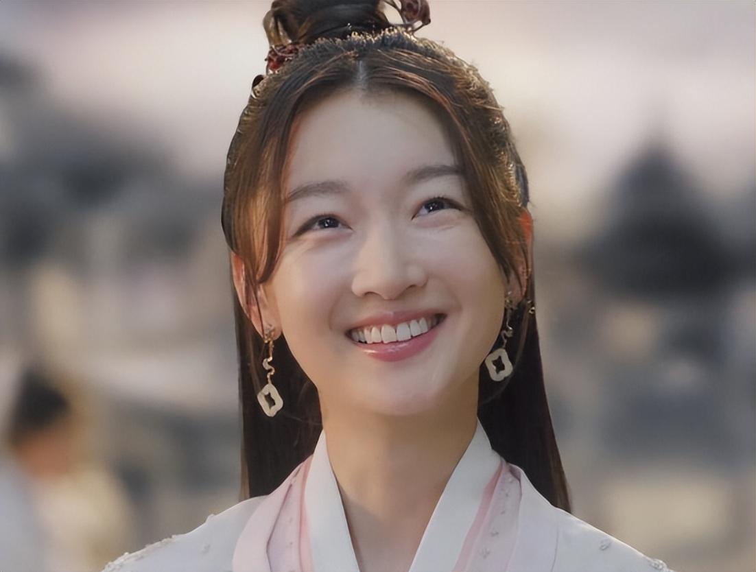 金鸡一夜,娱乐圈的“世态炎凉”在周冬雨身上展现得淋漓尽致!