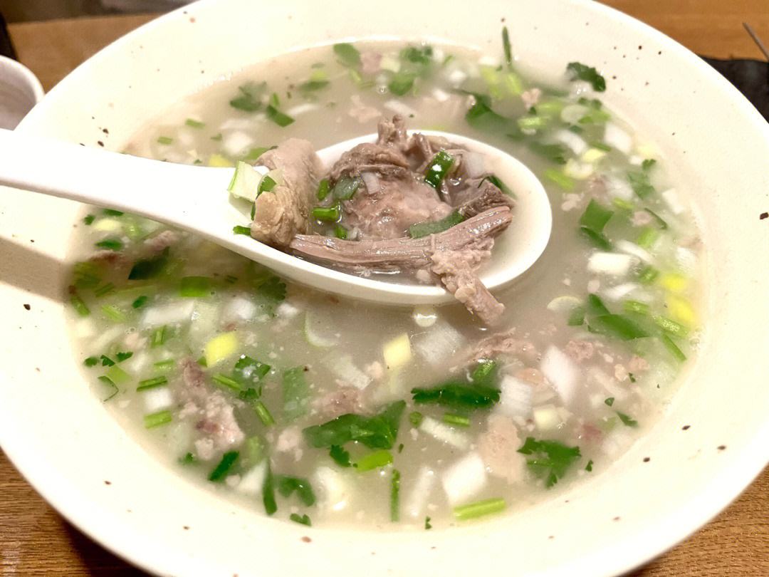 |炖羊肉汤，怎么做才能更香？大厨教你3个小窍门，汤鲜肉嫩又好喝