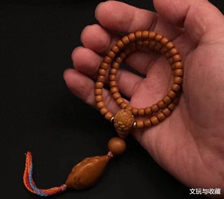 江湖再大也大不过我手中的方寸文玩,盘手串不疯魔也成活