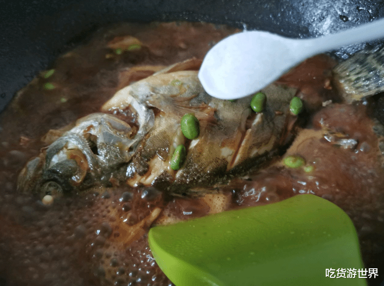 食盐|夏季吃鱼，鲫鱼鲤鱼靠边站，这4种鱼才是6月最鲜，营养美味还不贵