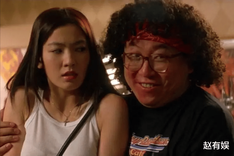 万草丛中过，片叶不沾身？与众多富豪、男星关系匪浅，却转身嫁人