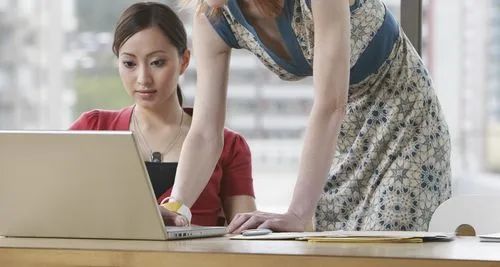 身上出现这几件怪事,说明有同事在算计你,别不知道