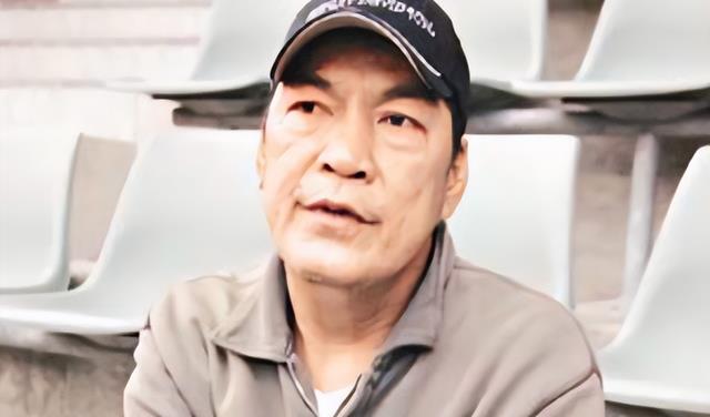 成奎安|成奎安：从月薪60到一天50万，为兄弟锒铛入狱，至死不原谅周星驰