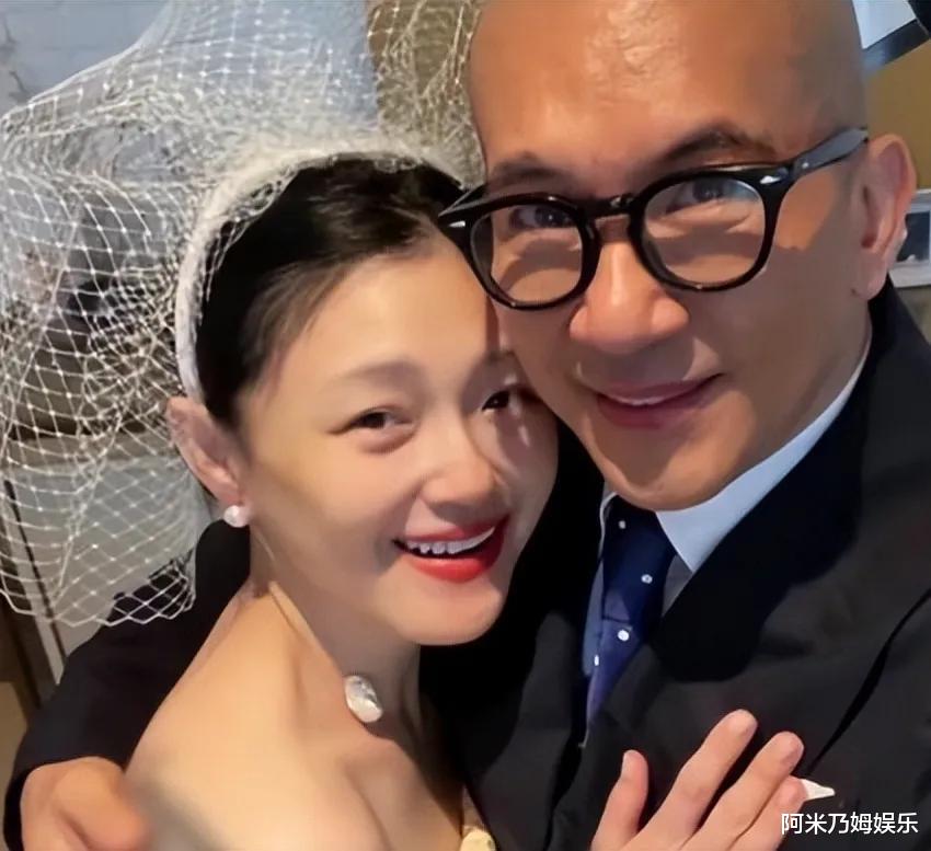 张兰|张兰曝大瓜:大S上次流产不是汪小菲的种,女方4年前和光头已同居