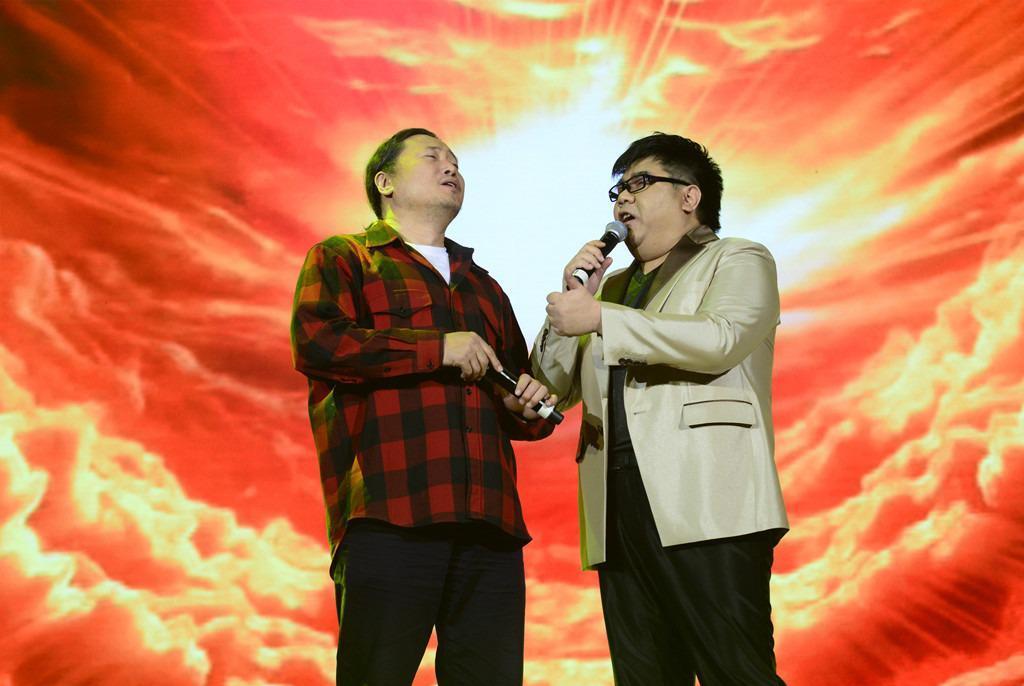 善恶终有报,星光大道走红的盲人歌手杨光,已活成了大笑话