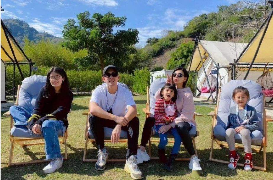 贾静雯从早年失去儿子到复出影后,一生两段佳话