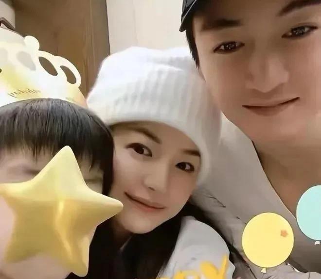 陈妍希|一天2瓜:大导演“私生子多”,明星夫妻“婚内出轨”,贵圈真乱!