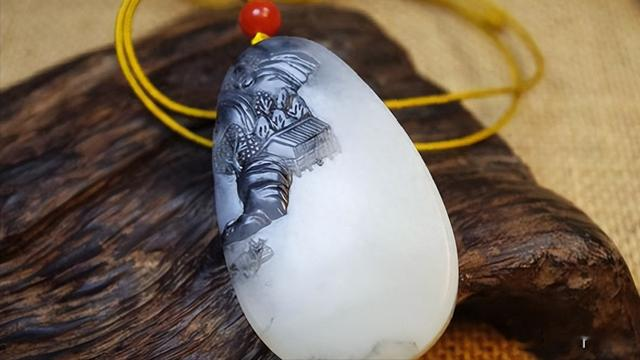 文玩圈，盘玩和田玉真的需要汗液吗