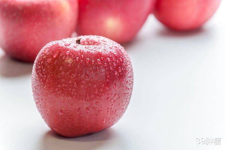 苹果|3种水果已被列入“致癌黑名单”，吃多了致癌，真的吗？别被骗了