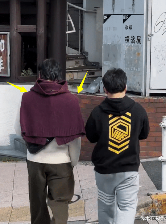 41岁Rain东京塔被偶遇,又高又壮又拉风,和金泰熙结婚7年仍恩爱