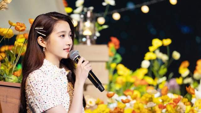 宋亚轩|王牌对王牌第八季阵容，沈腾关晓彤宋亚轩回归，神秘嘉宾呼之欲出