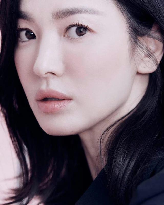 宋慧乔 拿捏清冷感的女人，淡颜系女神宋慧乔，迷人而高级