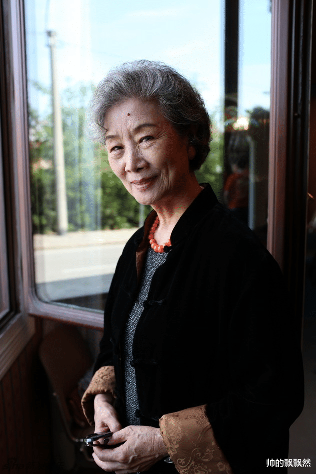 著名演员吕中:丈夫逝世7年了,女儿成国家栋梁,儿媳让我暖心