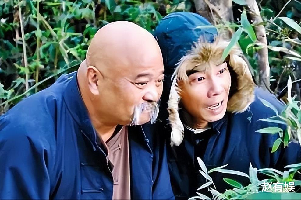 不顾医生劝阻，每天2包烟，顿顿8两白酒的演员李琦，如今变成这样