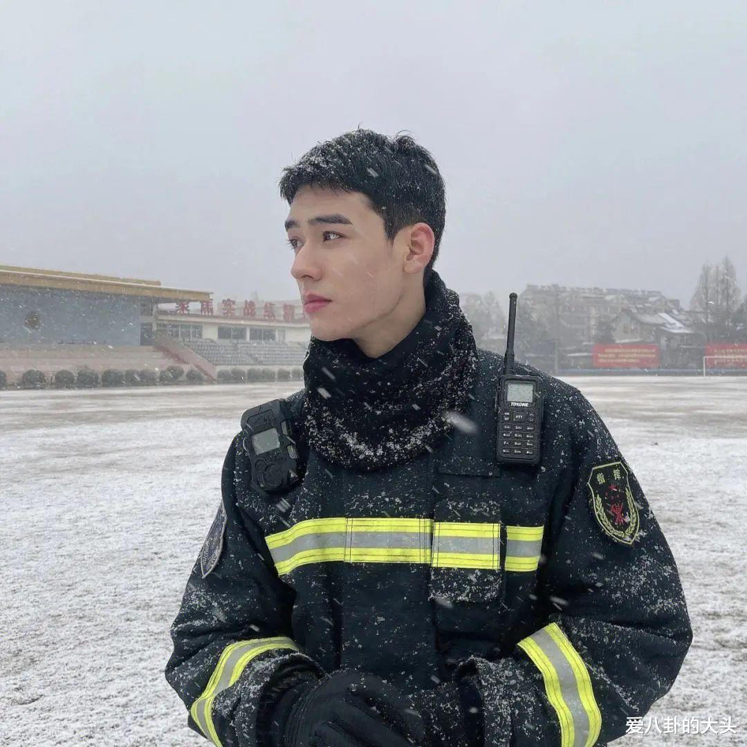 泰国评“中国十大古装美男”，杨洋第三，肖战上榜，第一让人意外！