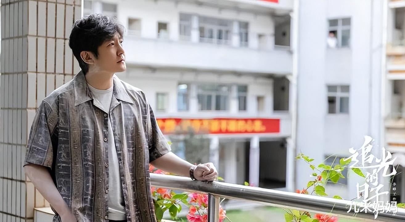 让《新闻联播》花17秒力推，在央视一套播出，王源新剧又火了