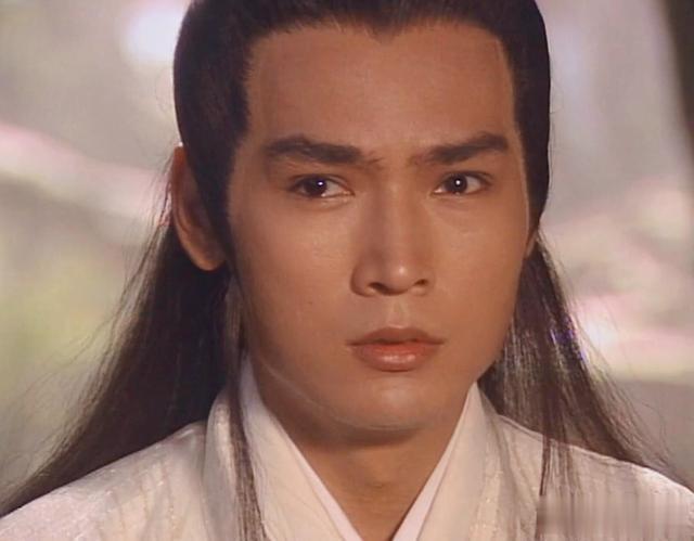 颜值不行就别甩锅给发型了,驾驭得了“鬓角龙须”的,只服这9位