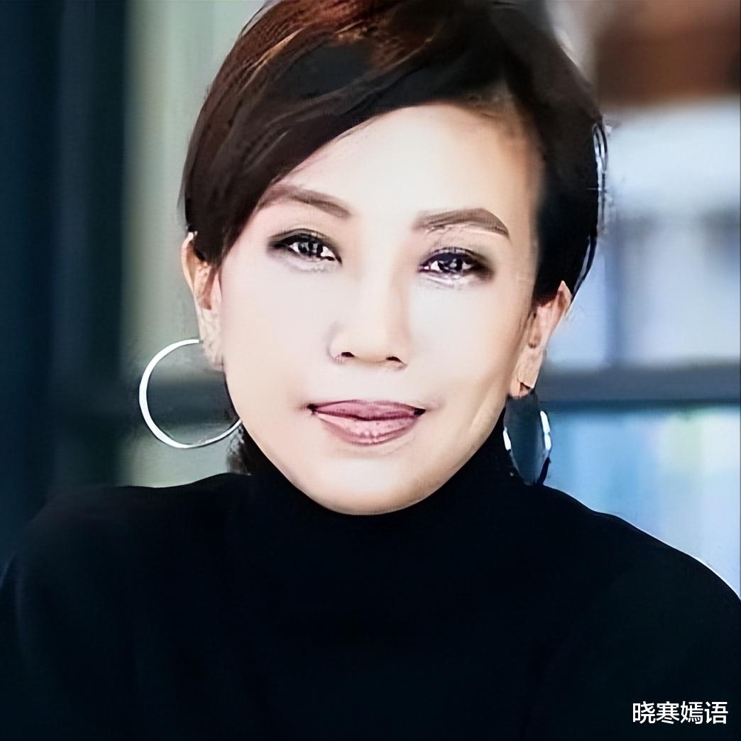 萧敬腾求婚大自己14岁经纪人，激动落泪道出背后一个娱乐圈潜法则