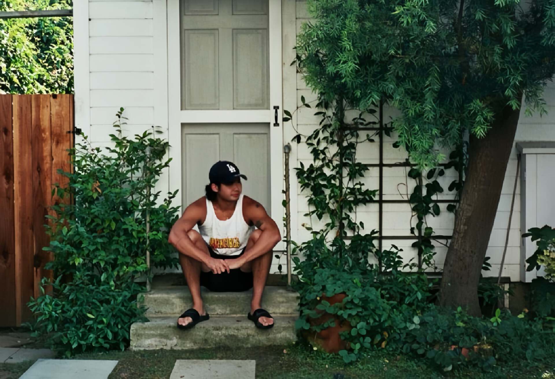 香港知名星二代公开新恋情，在好莱坞出道，网友：没有爸爸帅