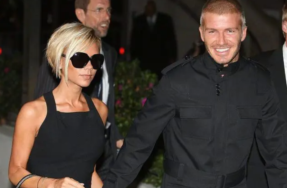 年度抓马！当年出轨连登10天头条没翻脸，现在因为装穷夫妻互撕…