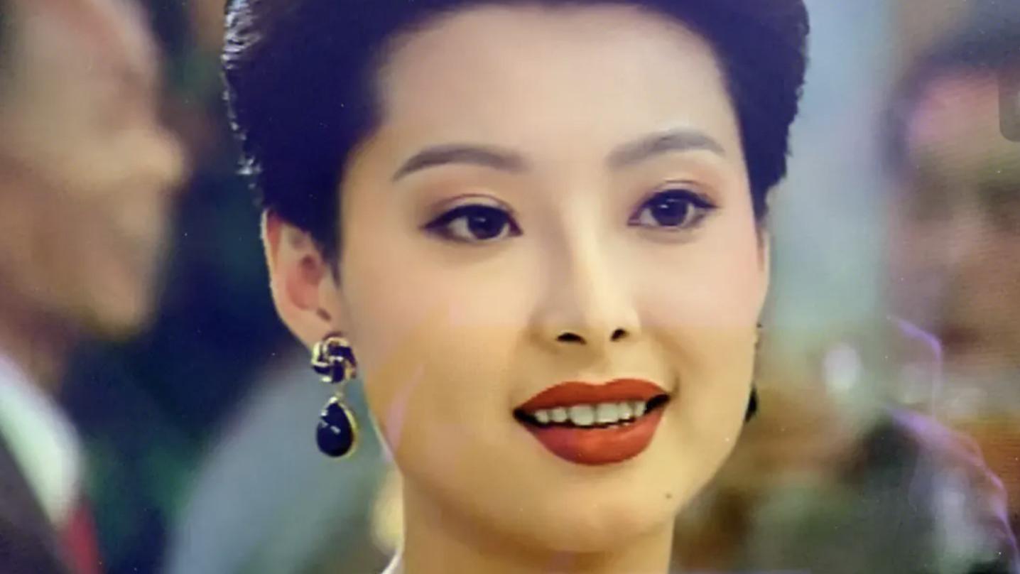 偷狗，揭同行隐私，diss圈内潜规则，袁立是真性情，还是拎不清？