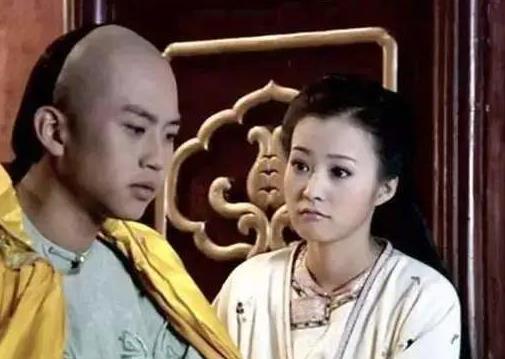 曝邓超出轨19岁嫩模！与孙俪发生婚变，孙俪深夜发文：再见婚姻！