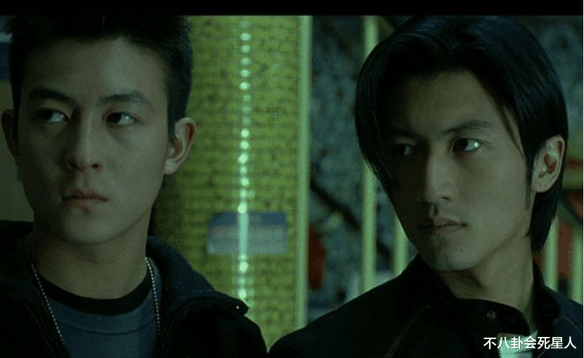 港媒曝香港顶流恋情,与发型师交往超一年,接吻画面曝光