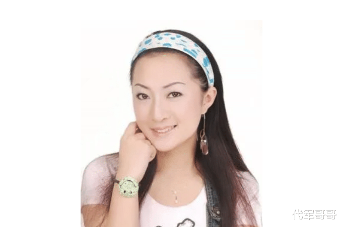 烧炭自杀去世的10位明星,最小才24岁,命运一个比一个凄惨