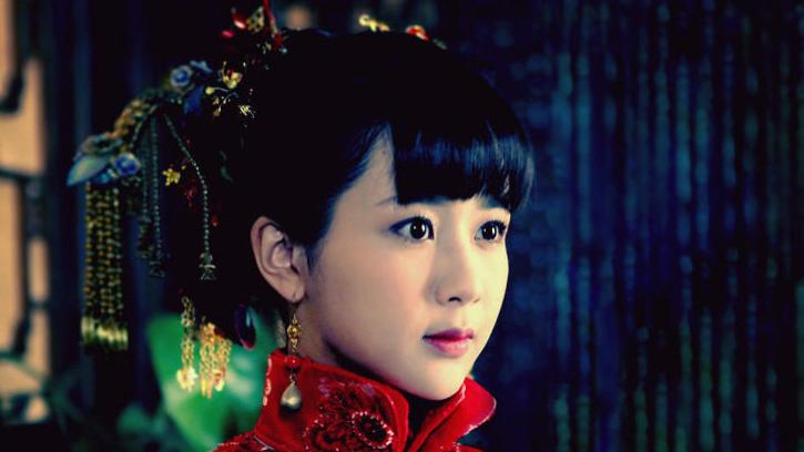 演员可替代性：杨紫3个竞品对手退圈，王一博持续换跑道竞品不变？