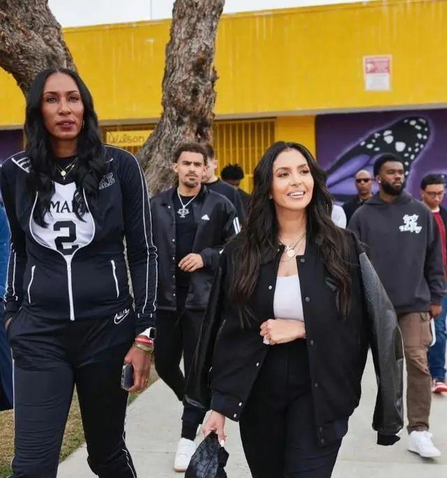 瓦妮莎可能再婚!参加活动站姿撩人,告别200斤体重,特雷杨陪伴