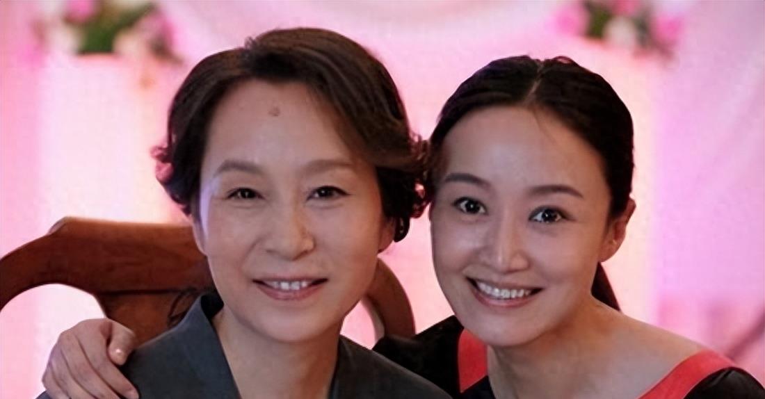 善恶到头终有报，被曝“出轨丑闻”的奚美娟，活成了笑话！