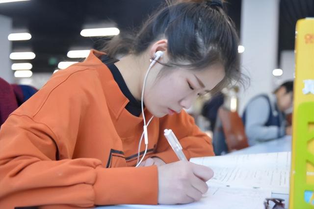 大学生|211大学生自述求职历程,当了两年无业游民