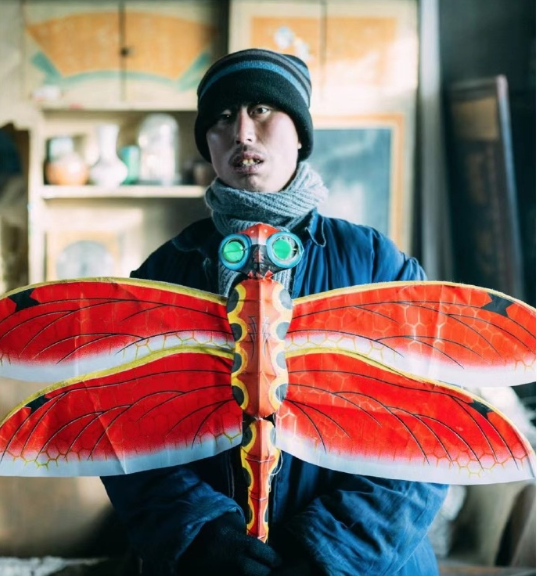 |演员顾本彬意外去世年仅34岁,演“小二”走红,从小口齿不清没上过学