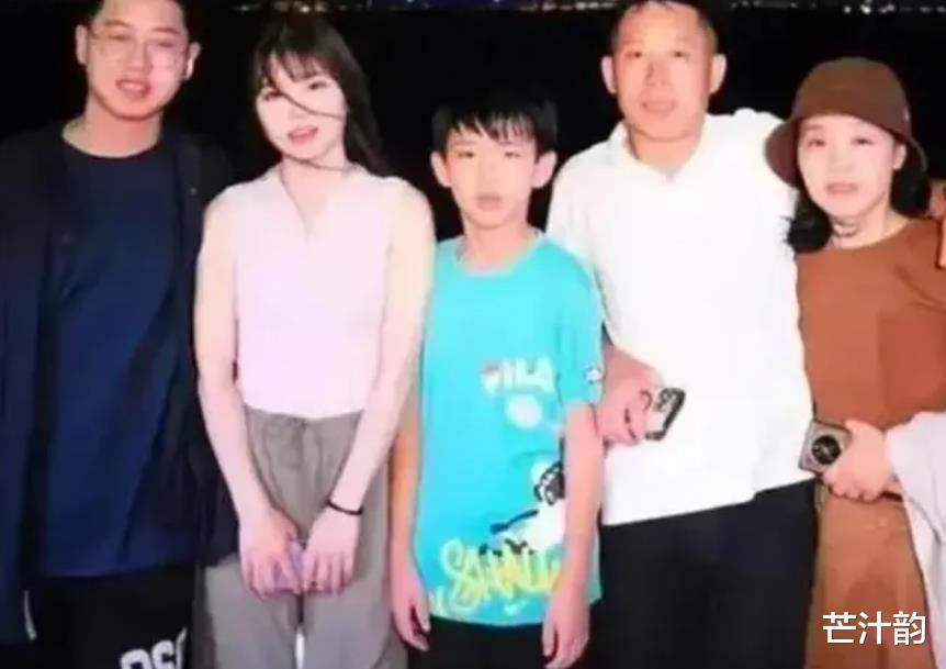 陈昊妈妈带娃到孙海洋家做客，上岸后仍不忘寻亲人，孙海洋真圈粉