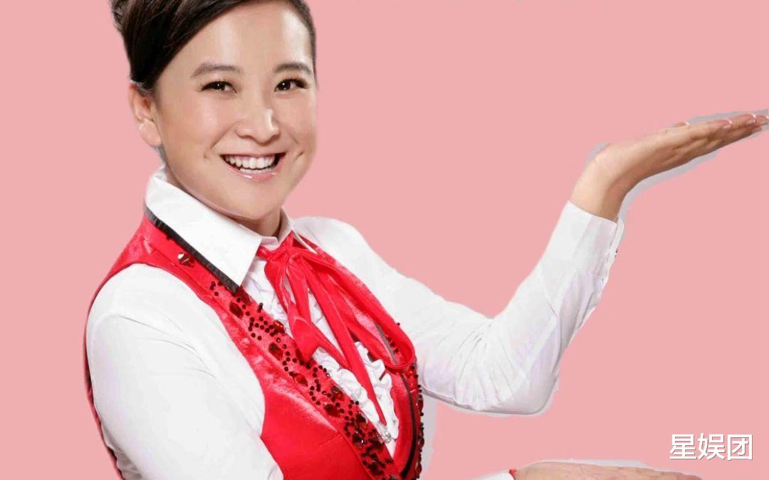 贾玲 贾玲为了新角色要减重100斤，网友：既敬佩又心疼